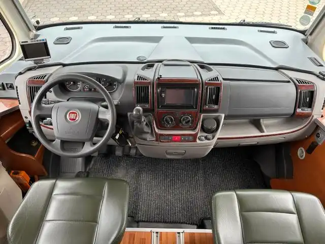 HYMER-ERIBA Future 430 T 